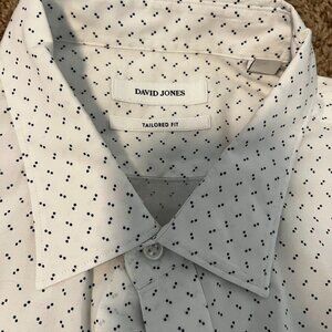 David Jones Tailored Fit Long Sleeve Dress Shirt Mens Size 46 White Blue Geomet